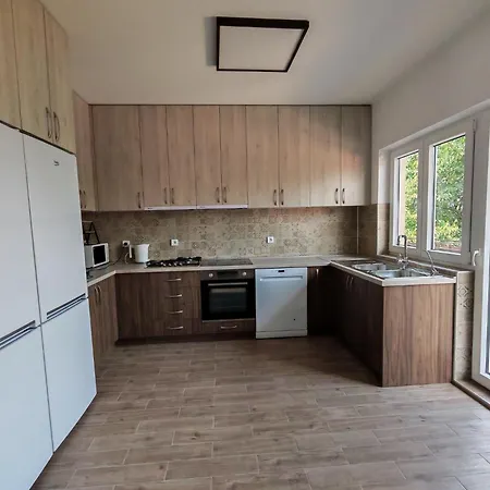 Lipahill Luxe Ripanj