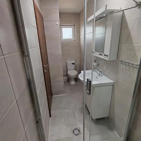 Lipahill Luxe Ripanj