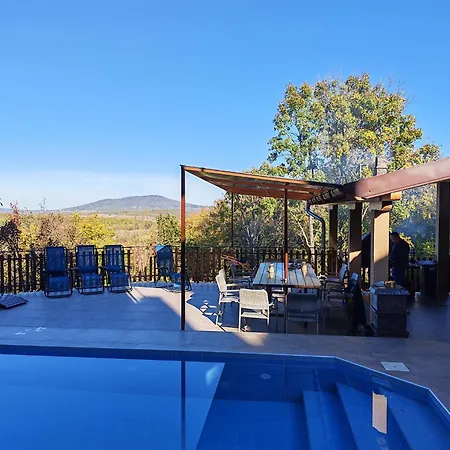 Lipahill Luxe Ripanj